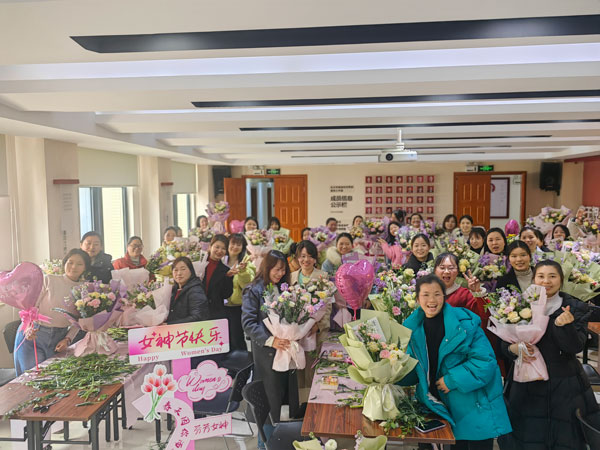 2025AK网页版防雷女神节插花沙龙